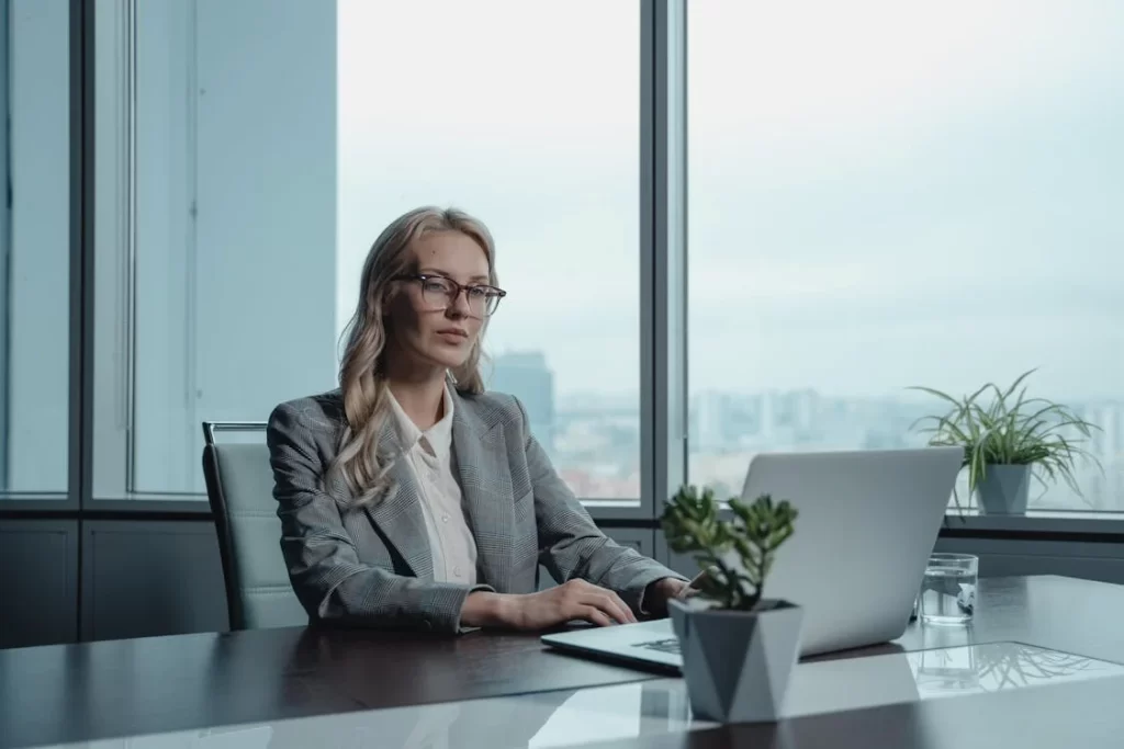 Vetting Fractional Executives: A Smarter Screening Approach for HR Teams
